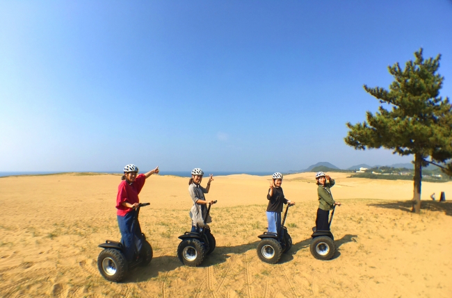 鳥取砂丘で新たな体験「砂丘セグウェイネイチャーガイドツアー」