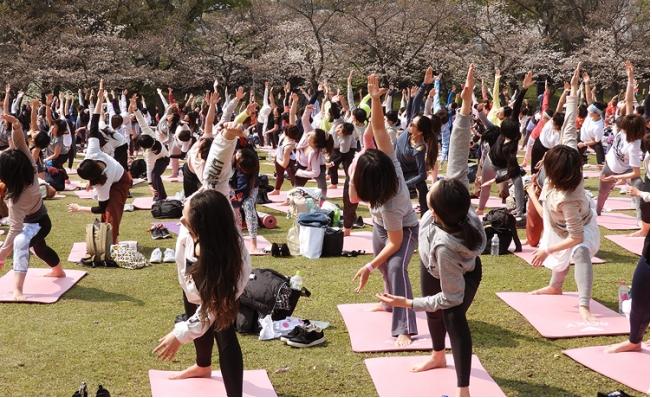 大阪と東京で「Sakura Yoga」 開催